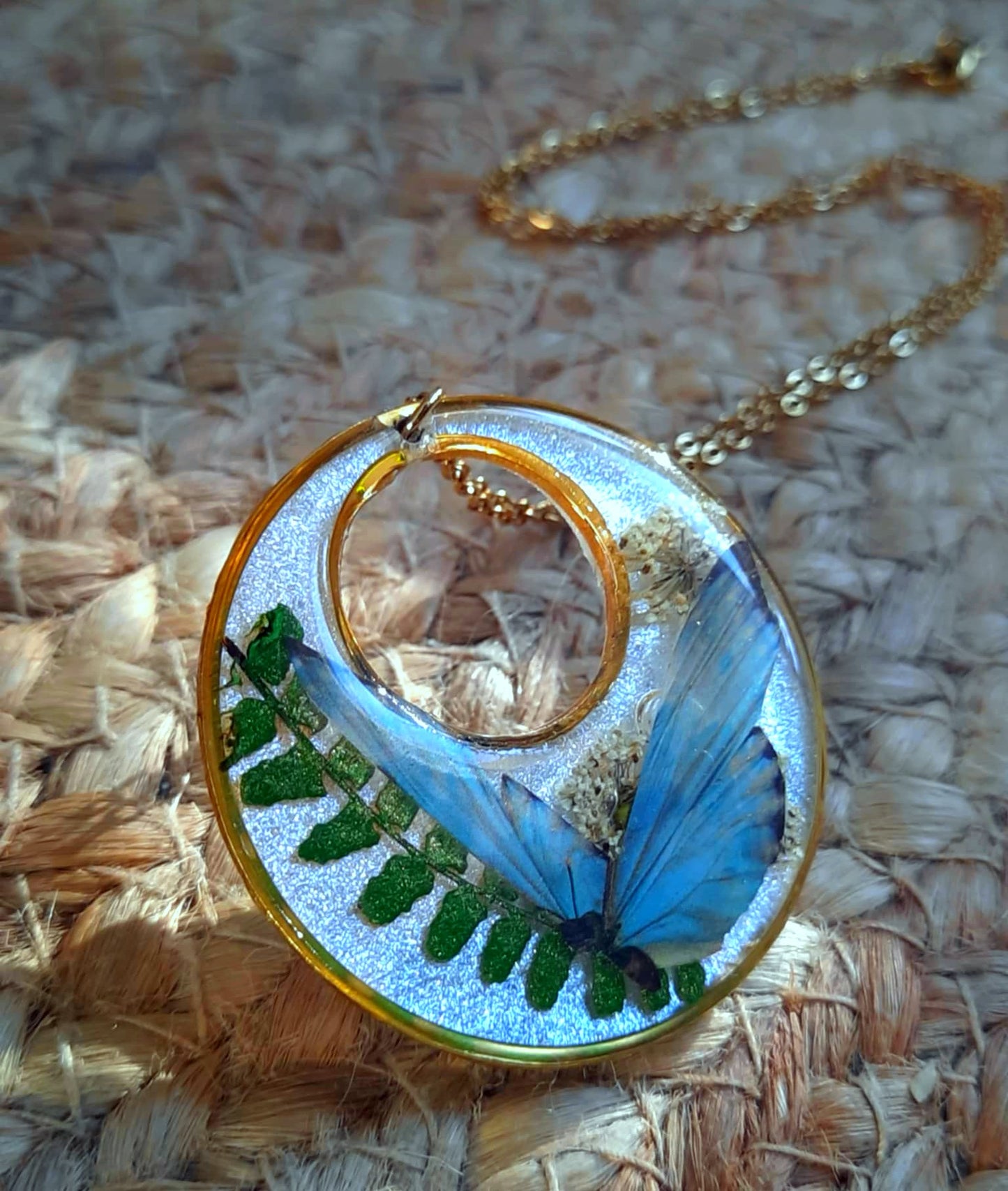 Collier, Fleur de carotte, Fougère