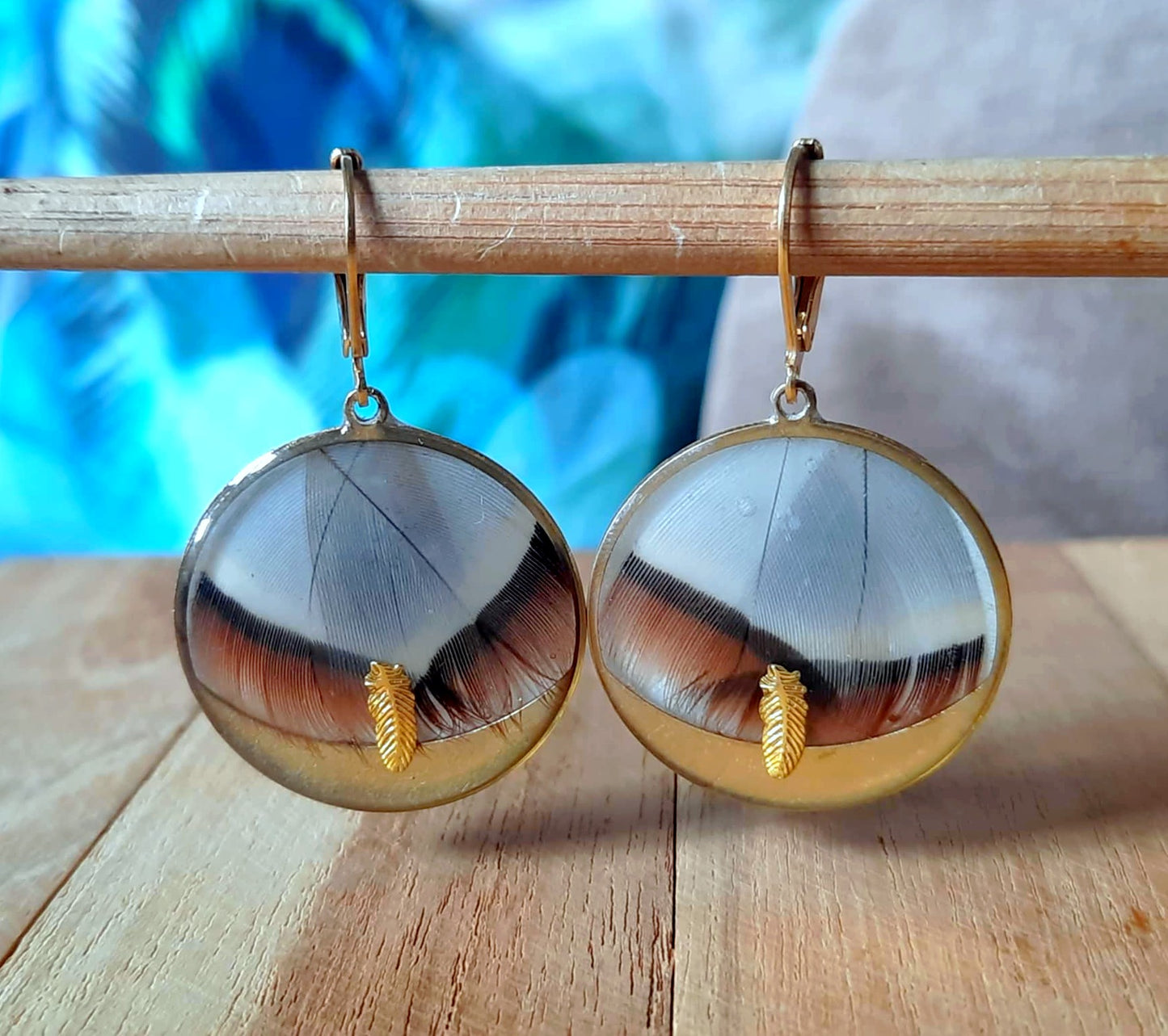 Boucles d'oreille, Plume de perdreau