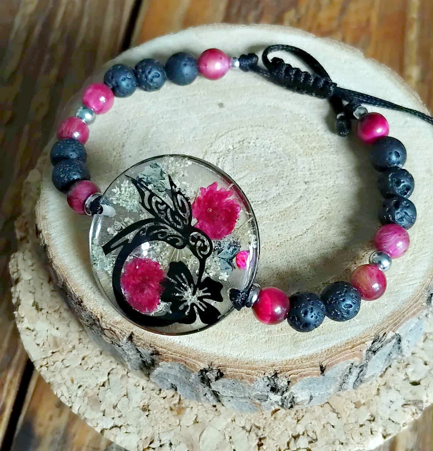 Bracelet Colibri Fleur de carotte Gypsophile Oeil de tigre