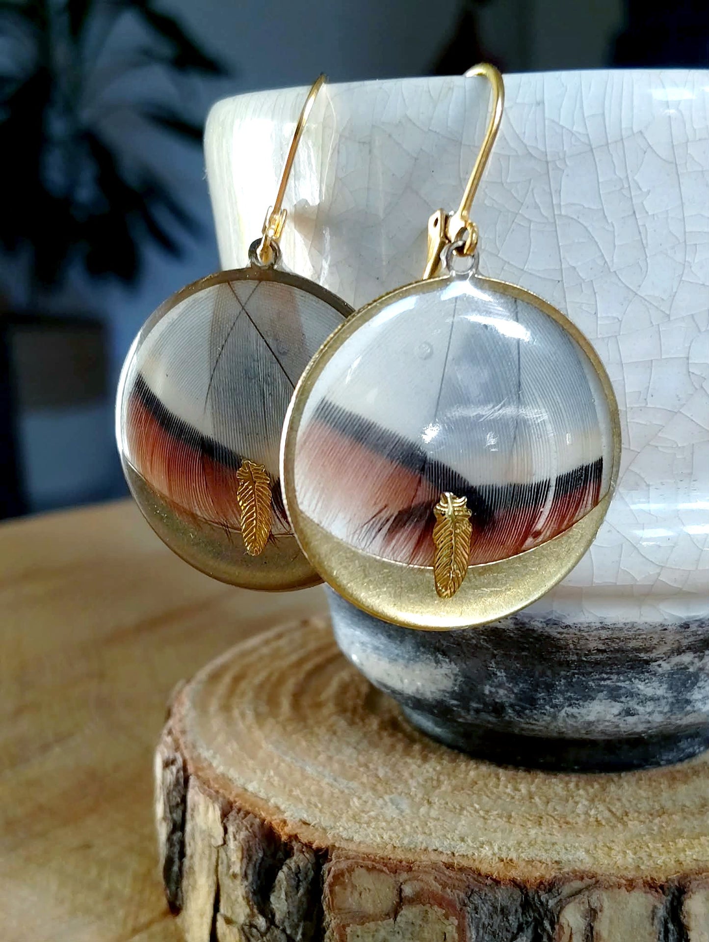 Boucles d'oreille, Plume de perdreau