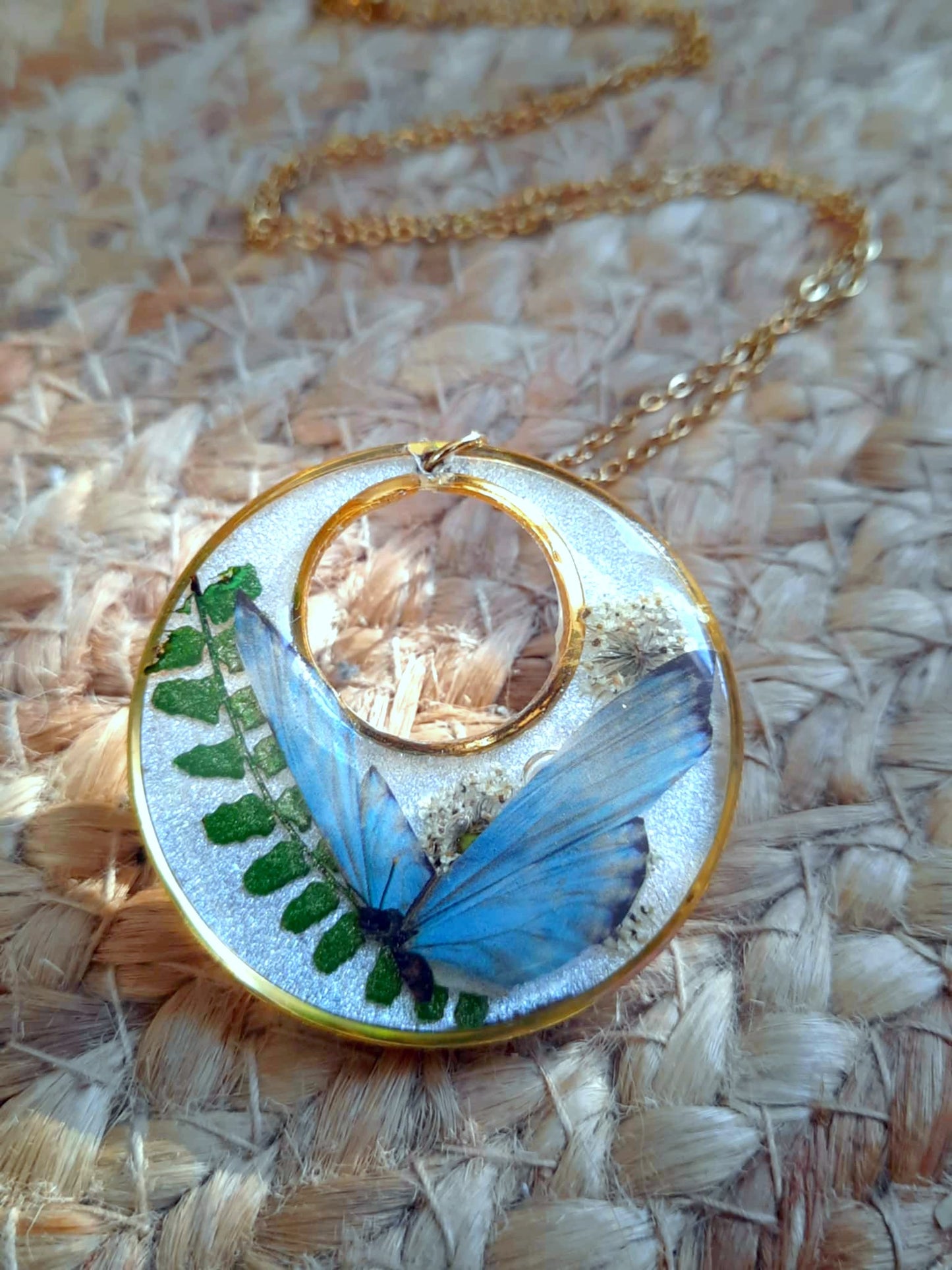 Collier, Fleur de carotte, Fougère