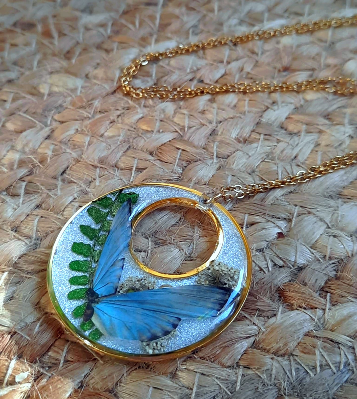 Collier, Fleur de carotte, Fougère