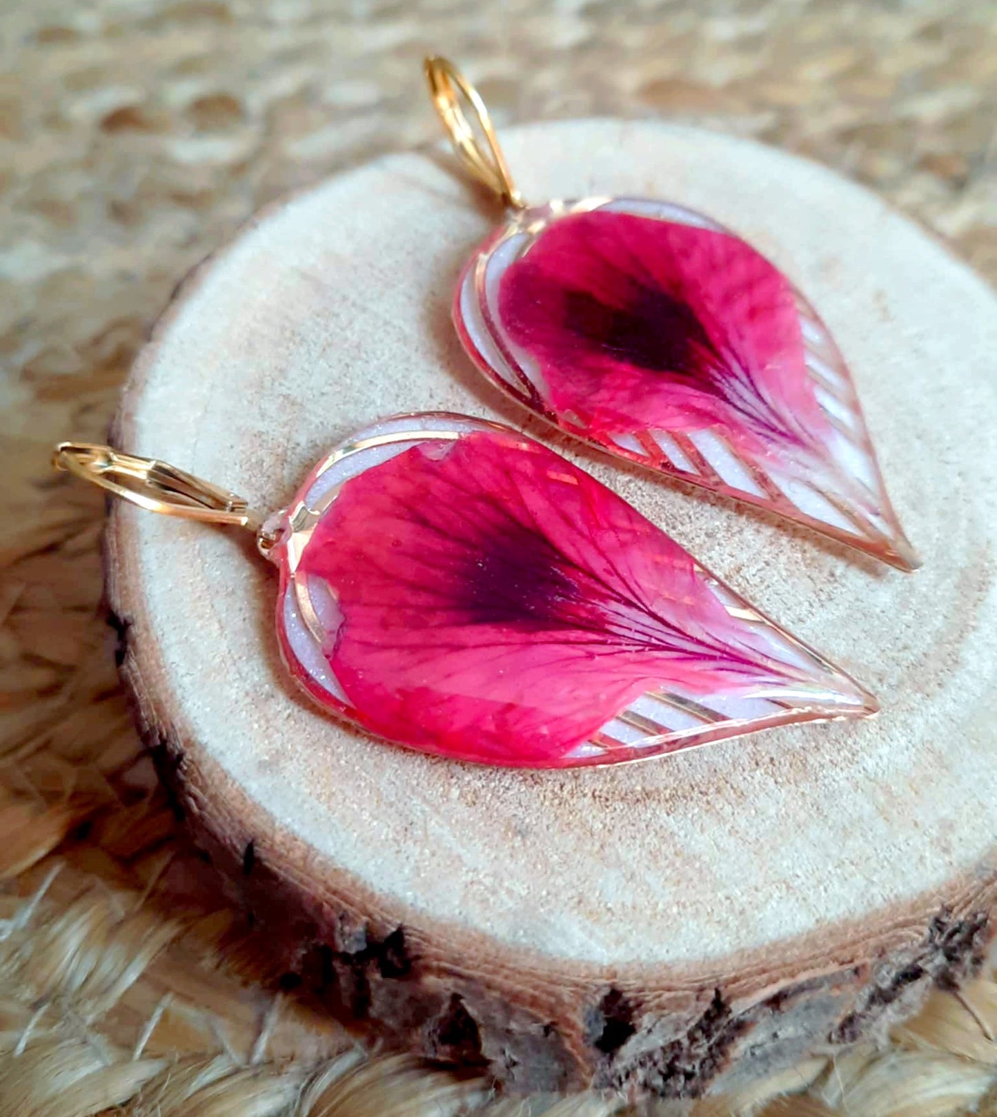 Boucles d'oreille, Pétale géranium