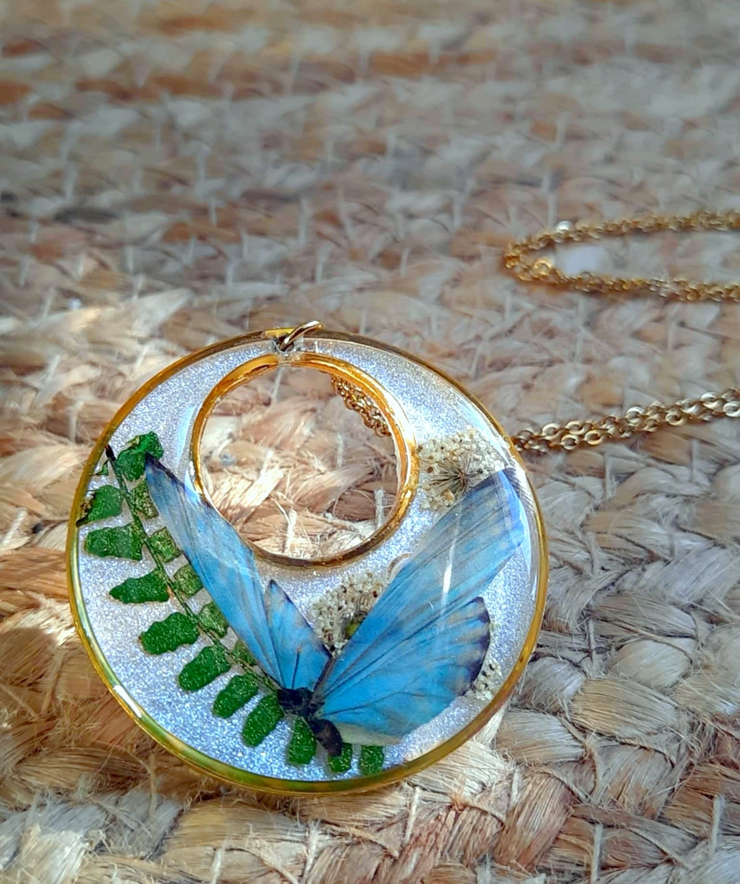 Collier, Fleur de carotte, Fougère