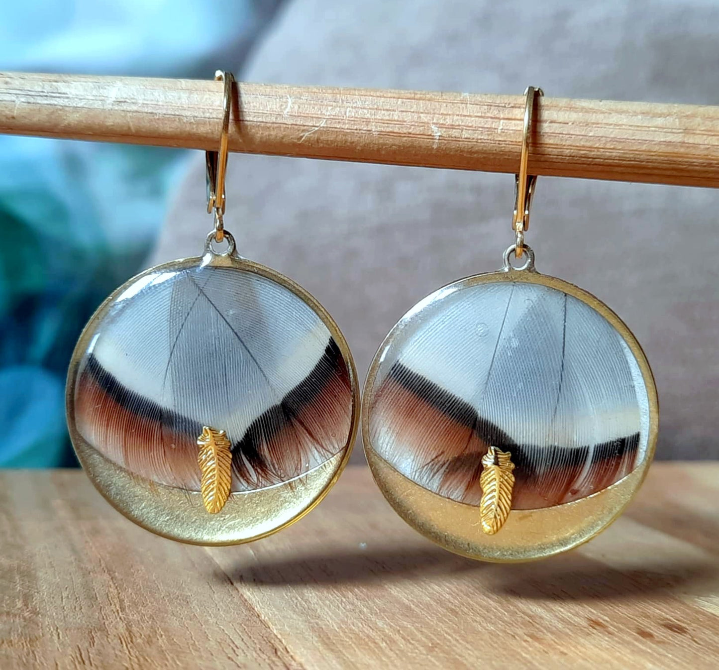 Boucles d'oreille, Plume de perdreau