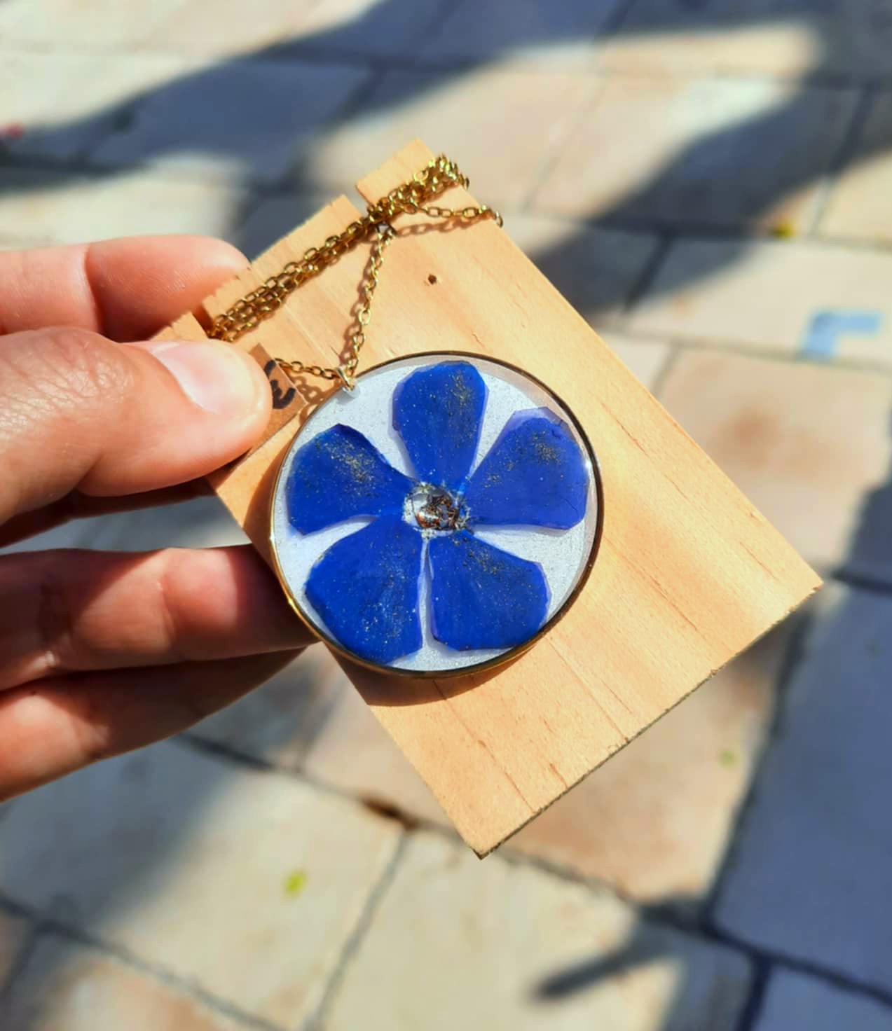 Collier, Pervenche