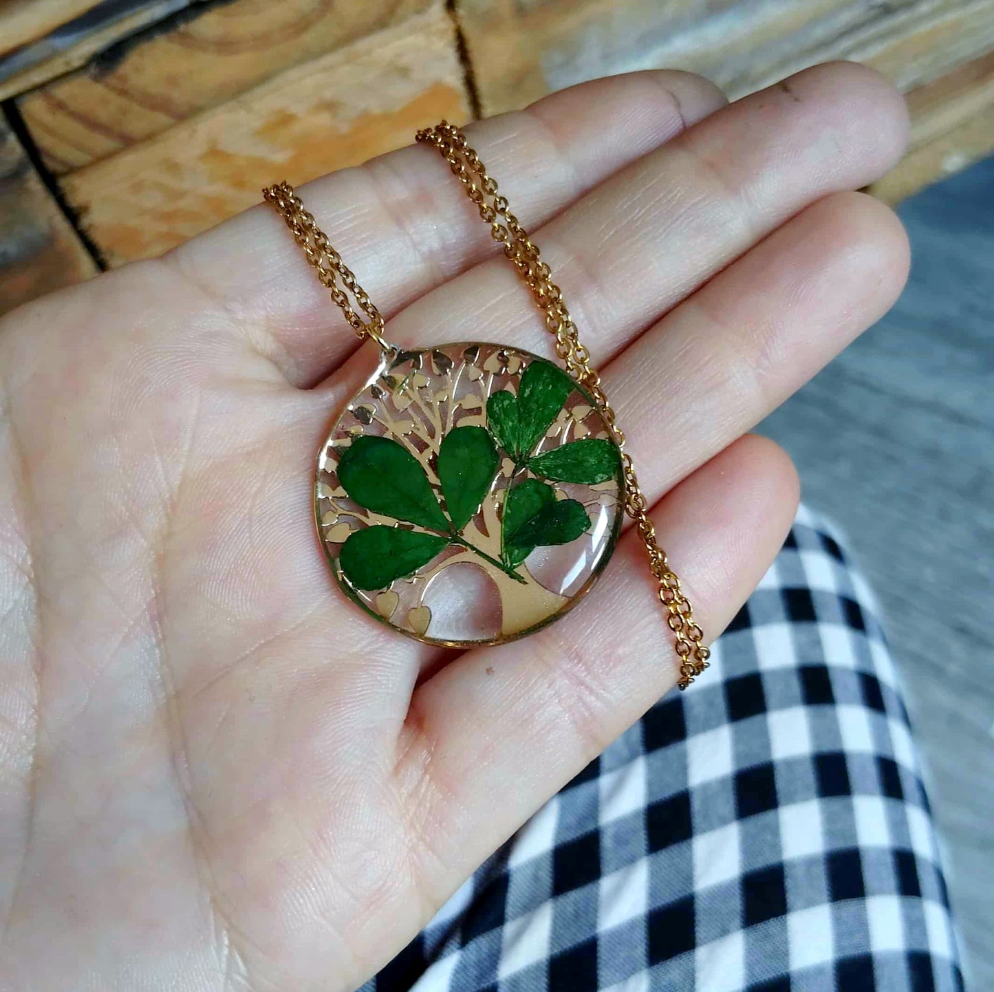 Arbre de vie, Feuille d'indigotier
