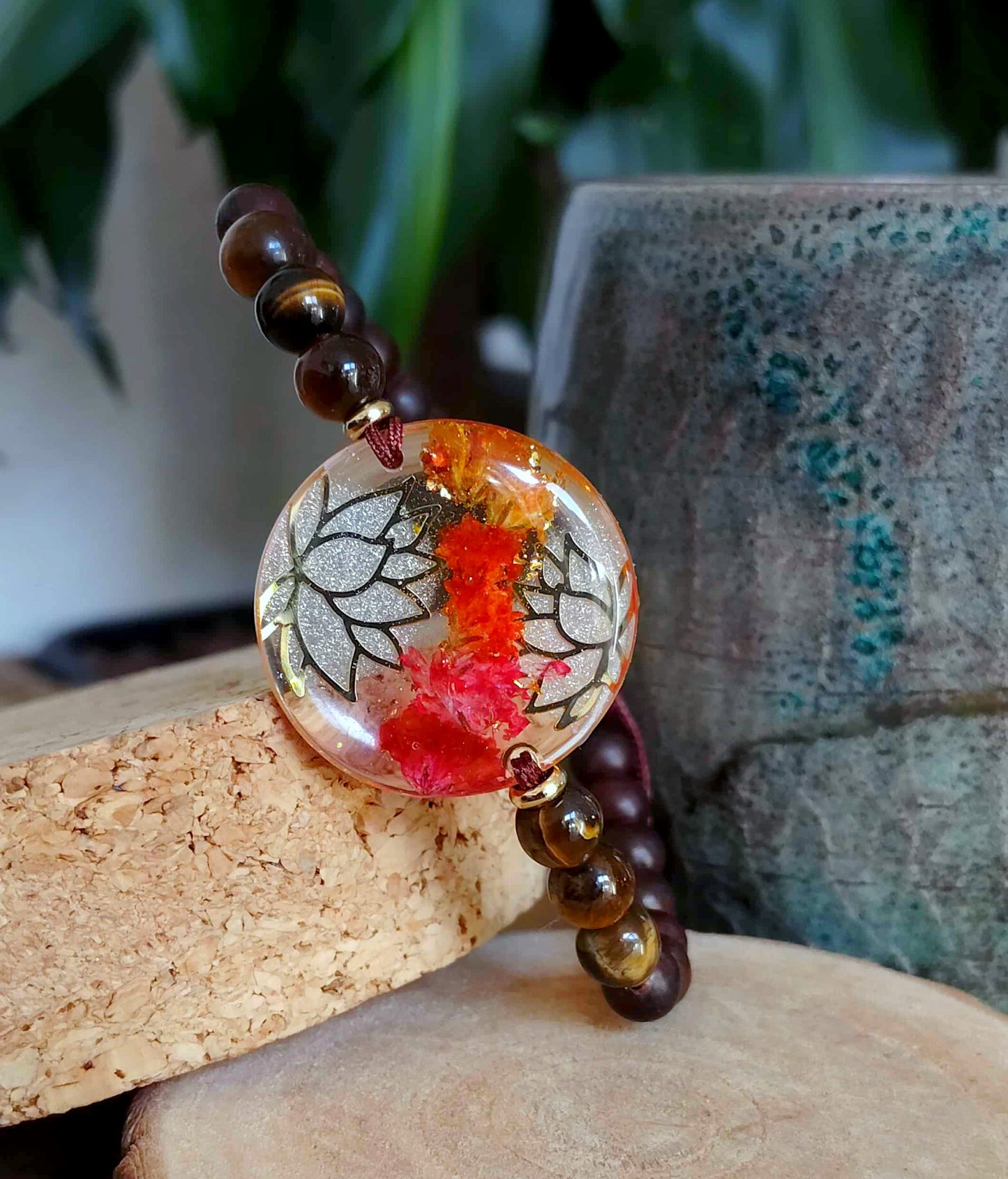Bracelet Lotus Gypsophile Œil de tigre