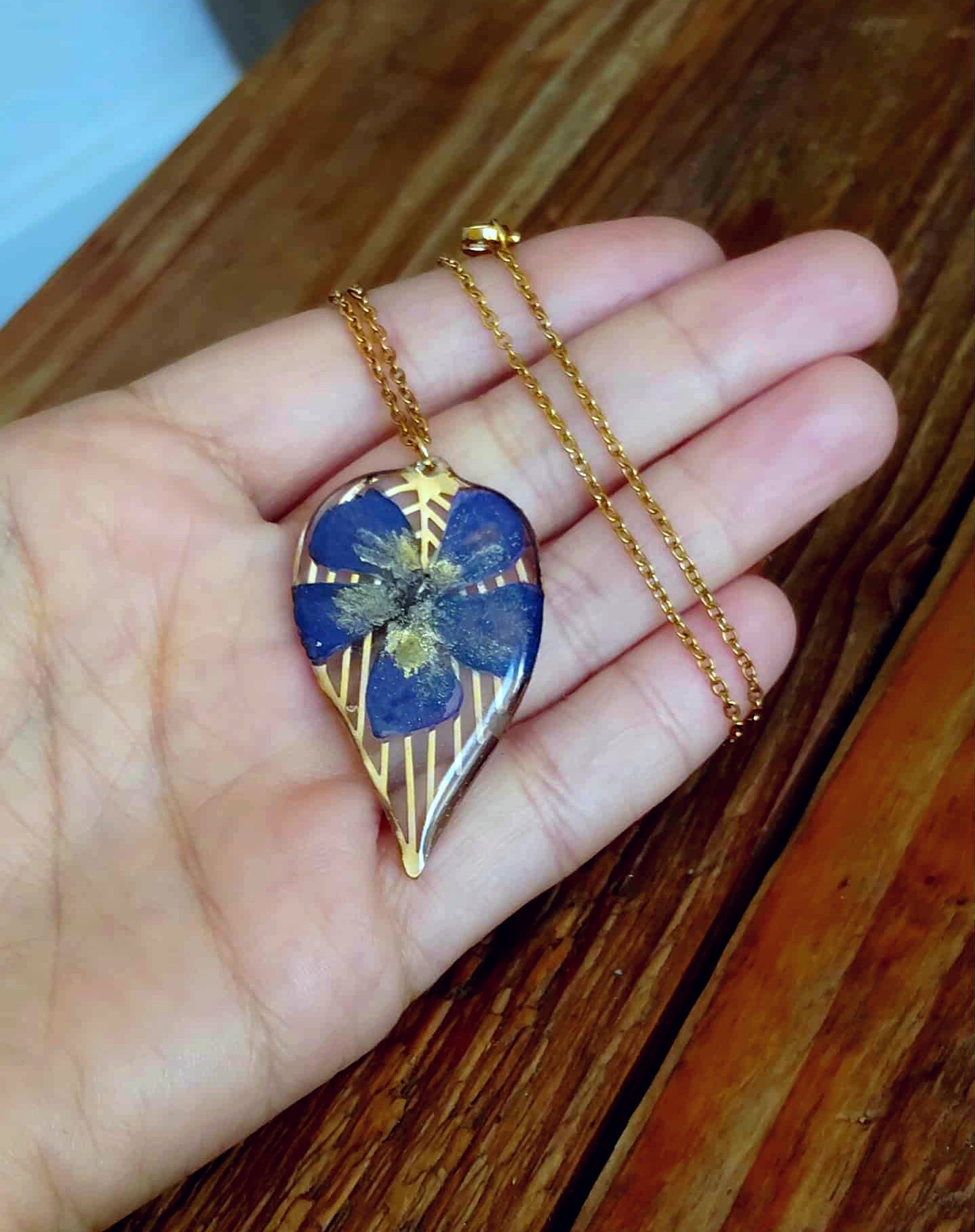 Collier, Pervenche
