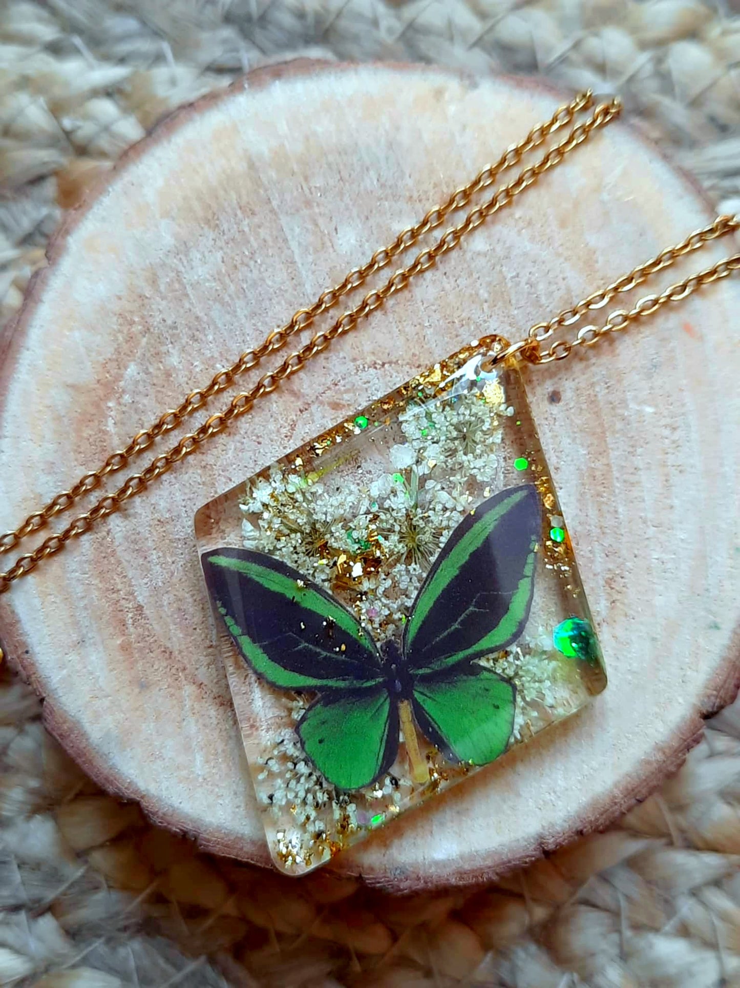 Collier, Fleur de carotte