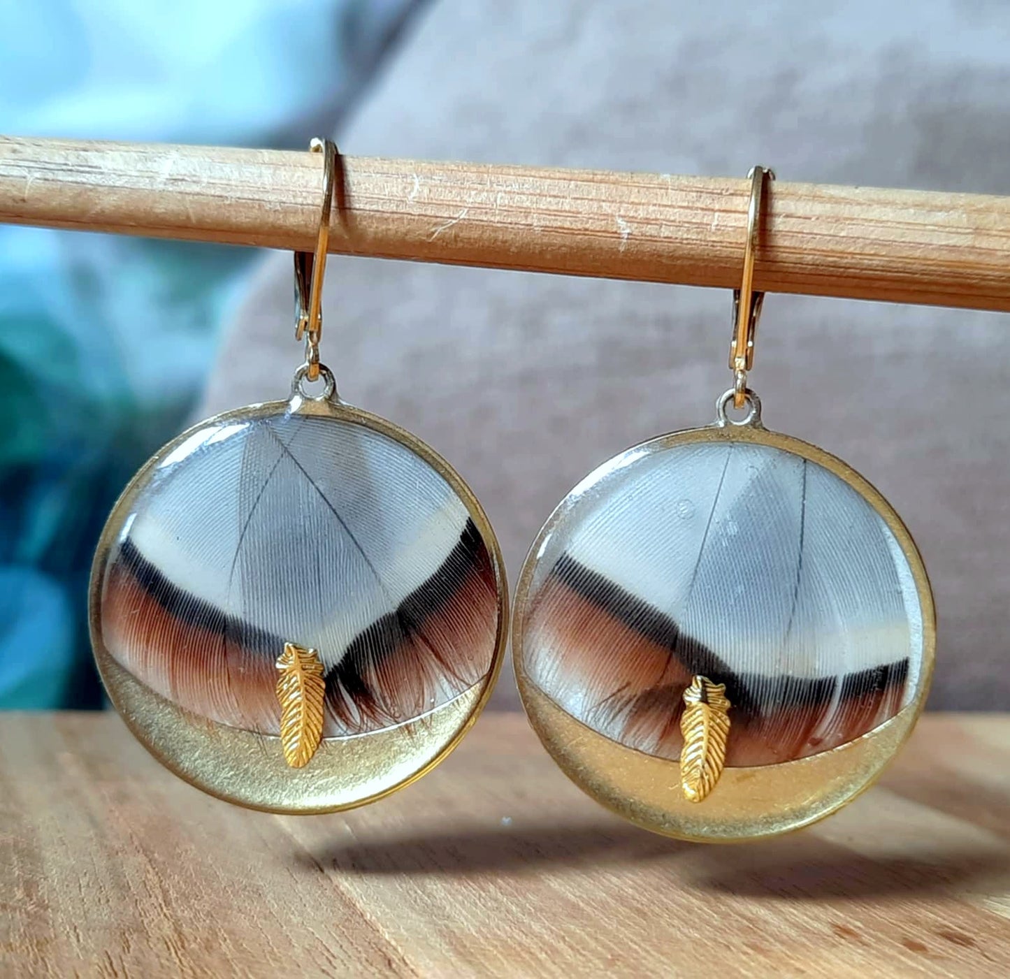 Boucles d'oreille, Plume de perdreau