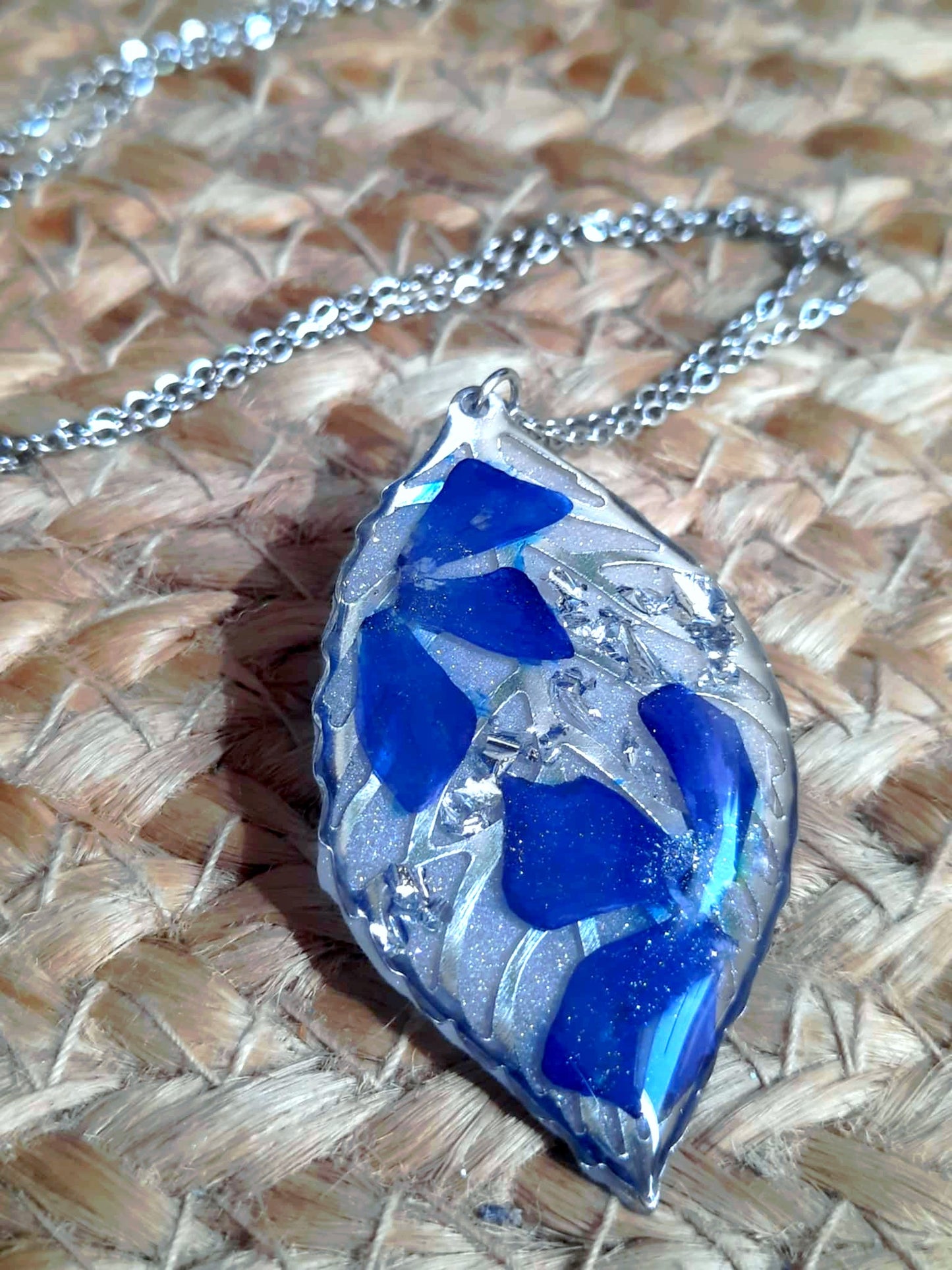 Collier, Pervenche