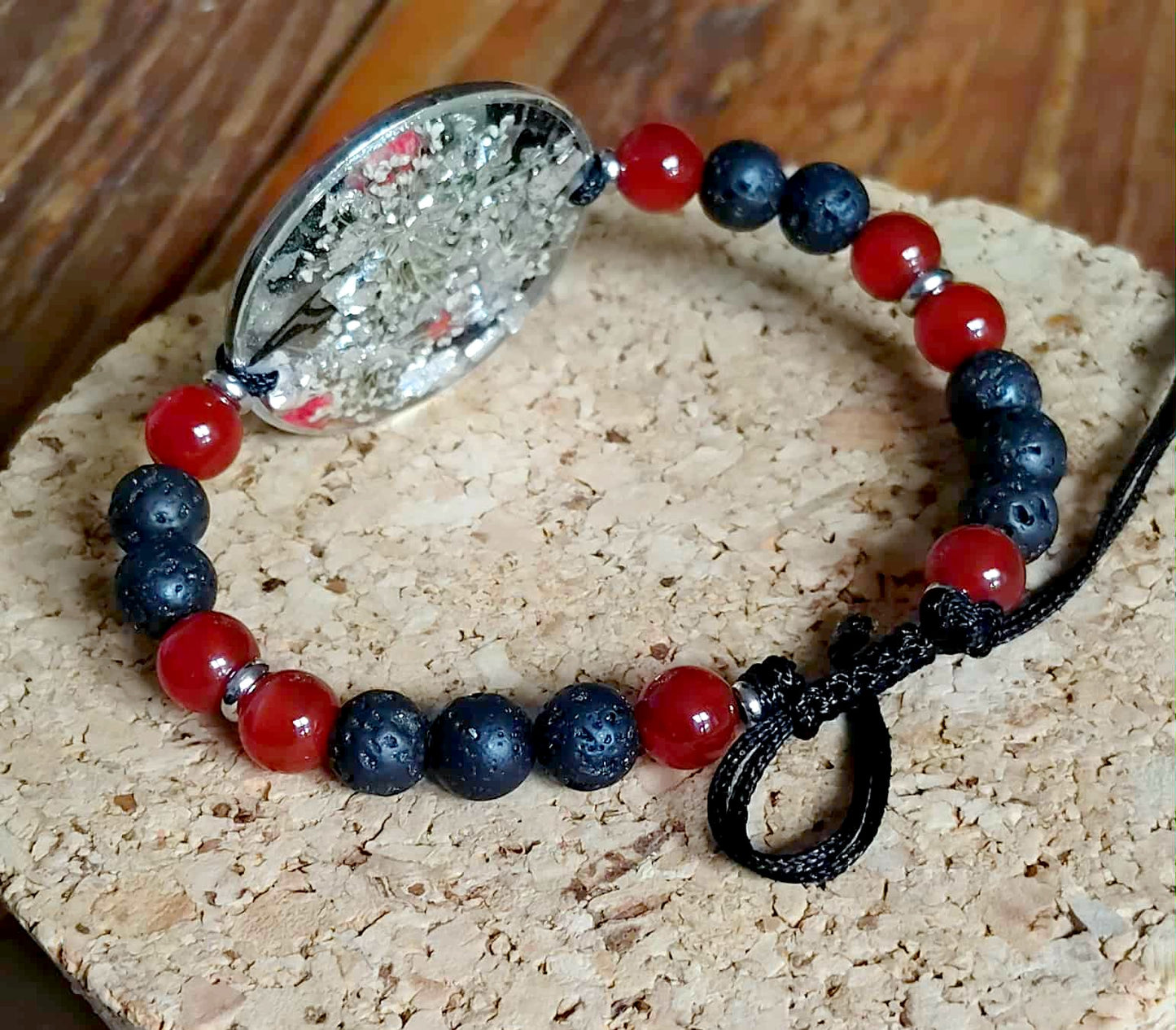 Bracelet Colibri Fleur de carotte Gypsophile Cornaline