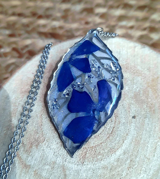 Collier, Pervenche