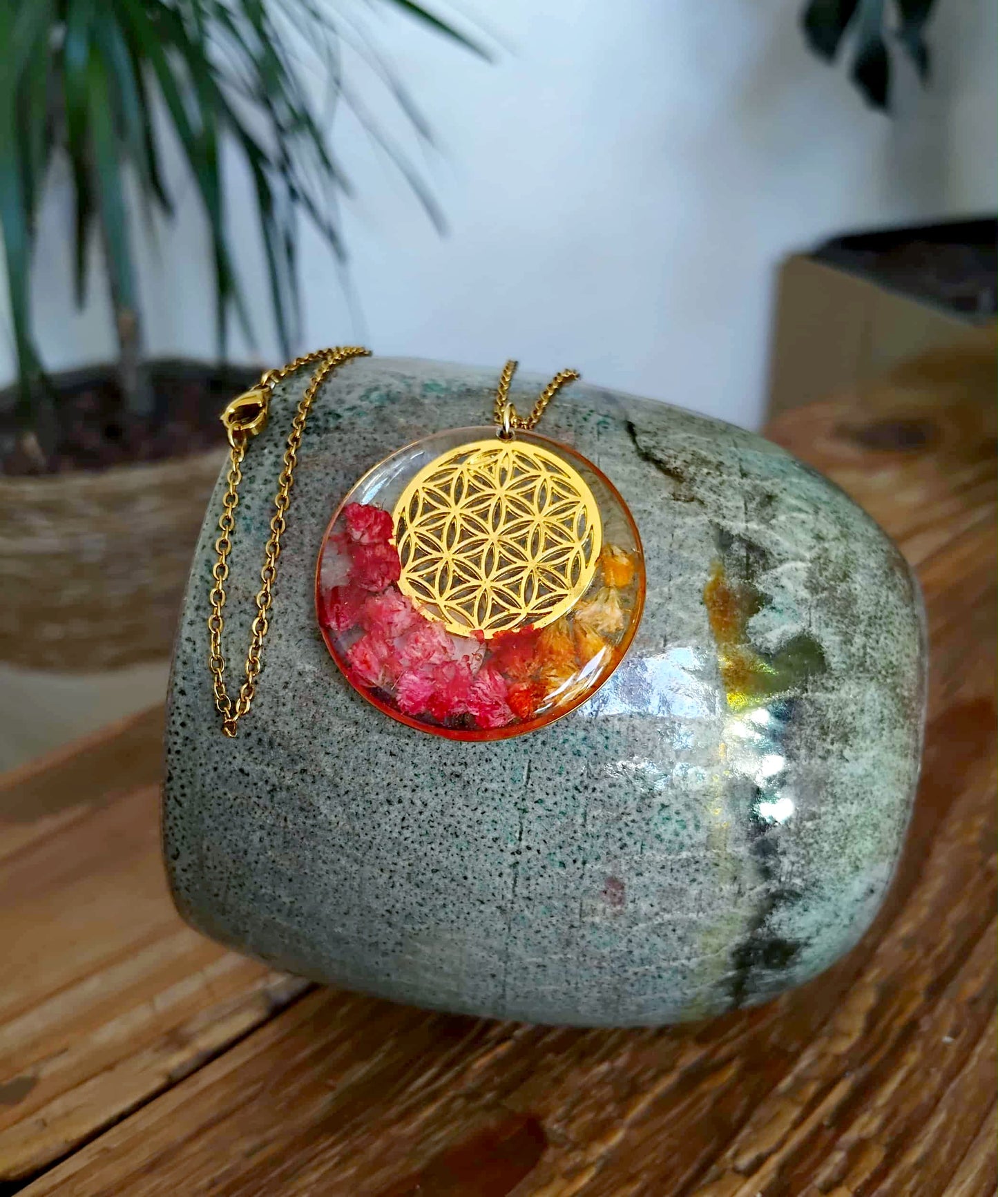 Collier Fleur de vie Gypsophiles