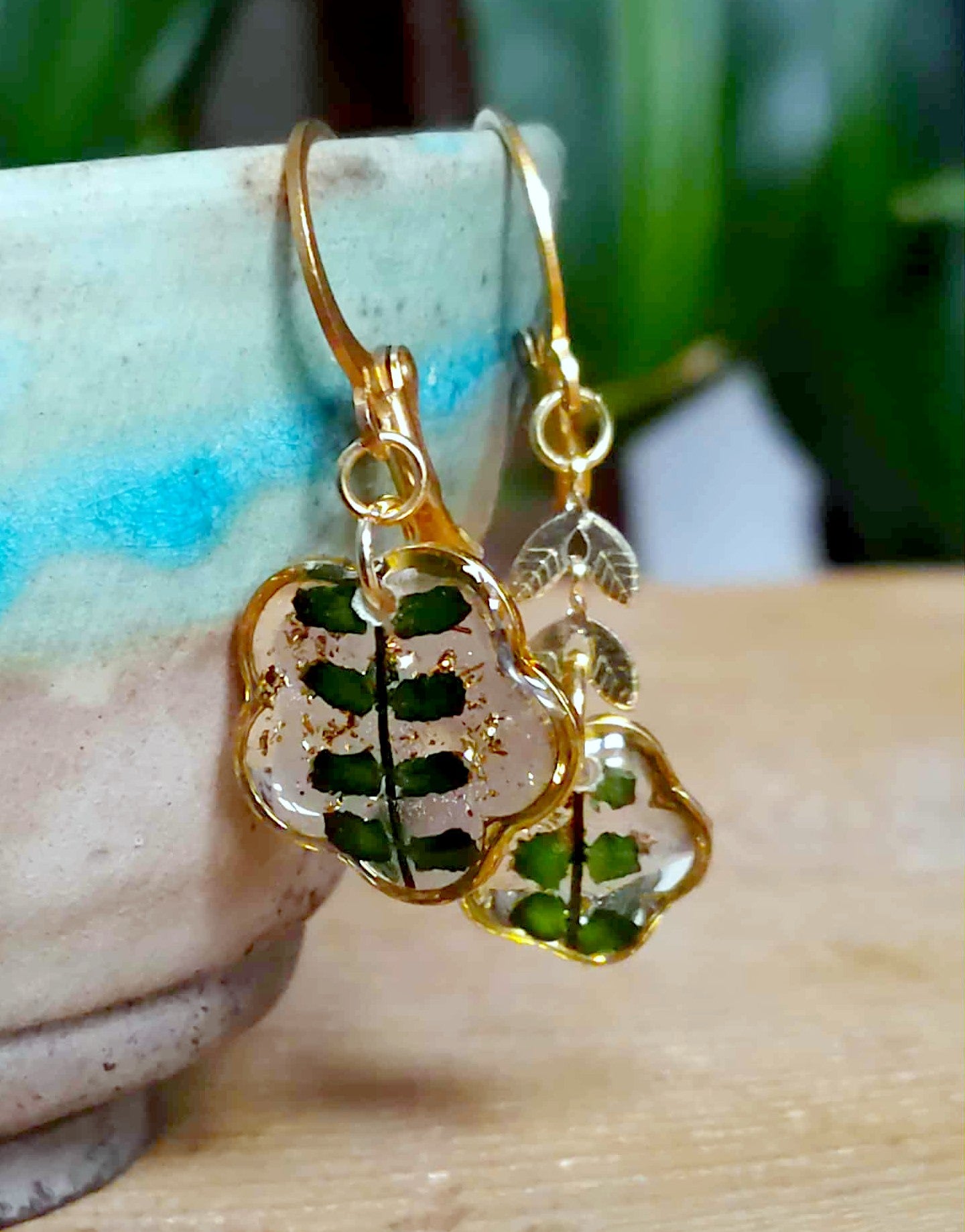 Boucles d'oreille Asymétrique Fougère