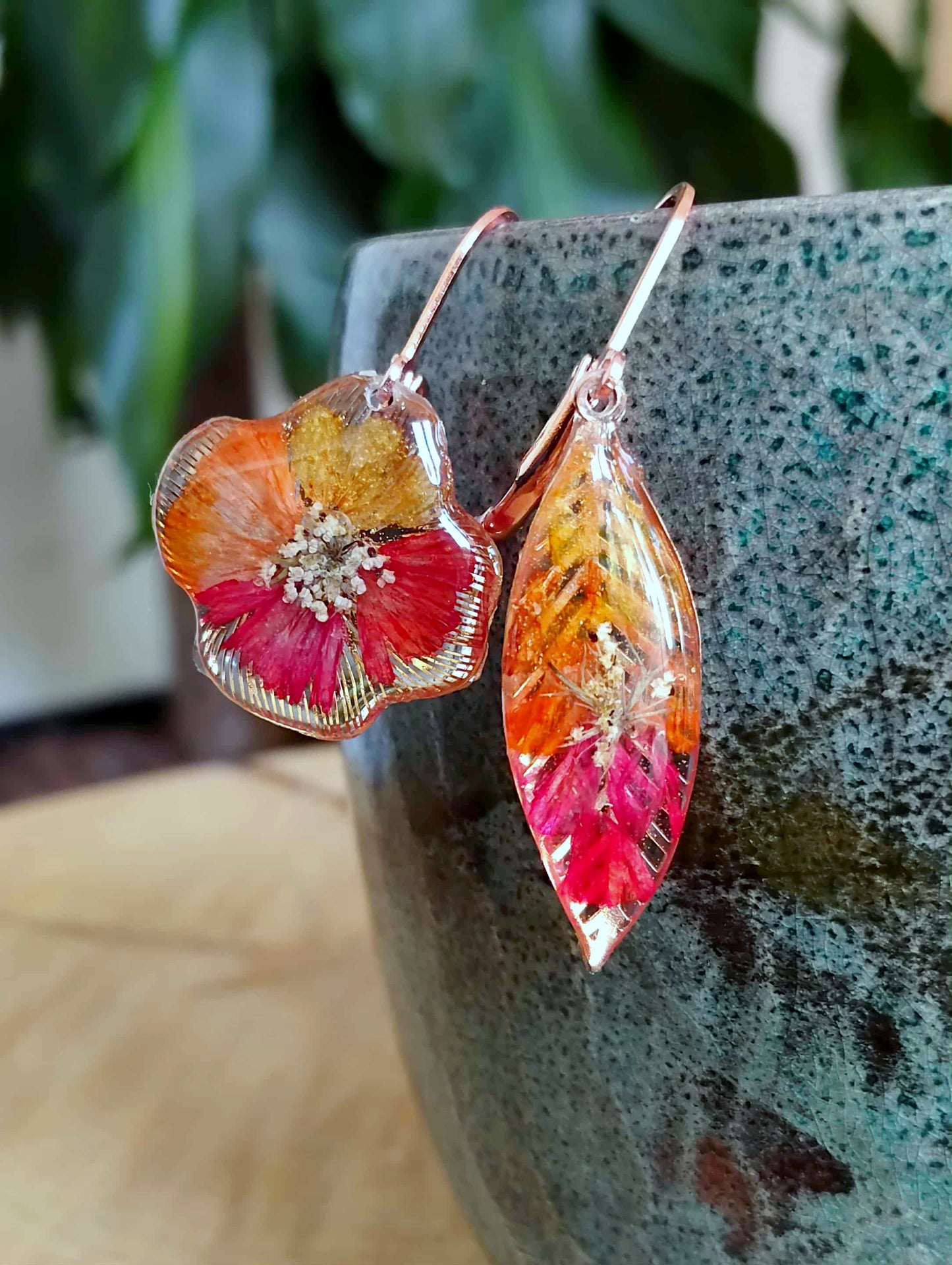 Boucles d'oreille Asymétrique Fleur de carotte Statice