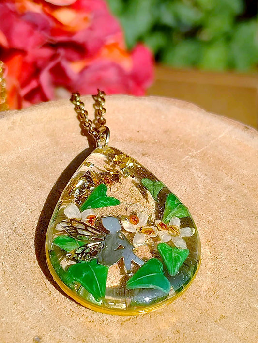 Collier Bourse à Pasteur, Fleurs d'olivier