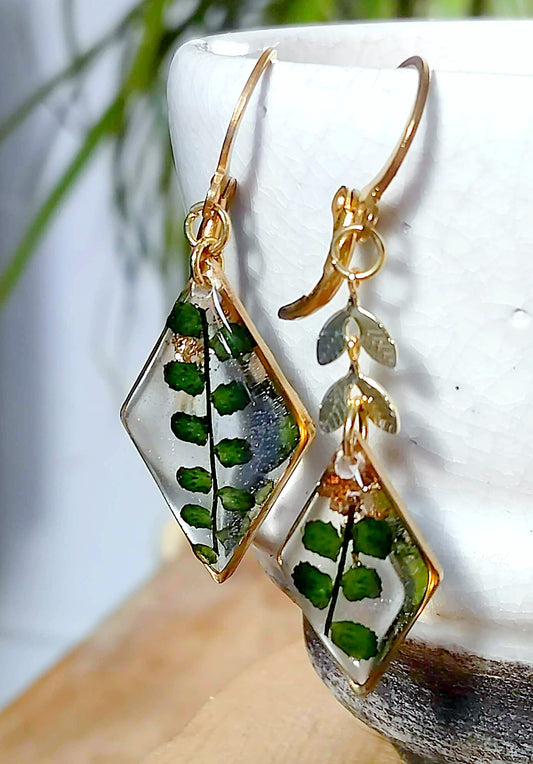 Boucles d'oreille Asymétrique Fougère