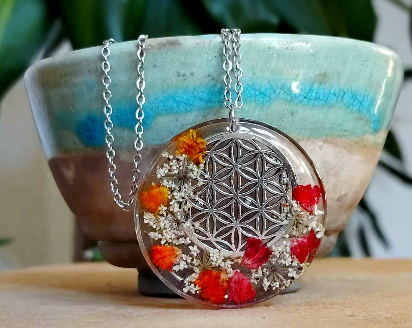 Collier Fleur de vie Fleur de carotte Gypsophiles