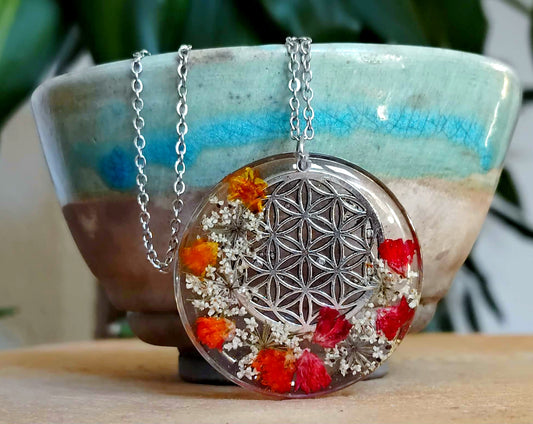 Collier Fleur de vie Fleur de carotte Gypsophiles