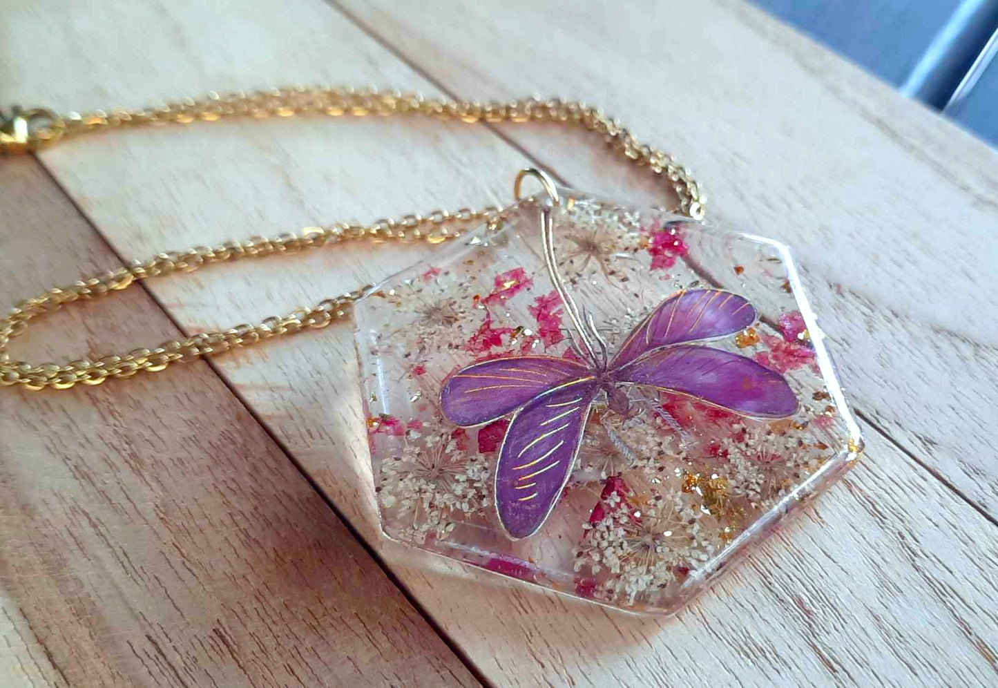 Collier, Libellule, Fleur de carotte, Bougainvillier