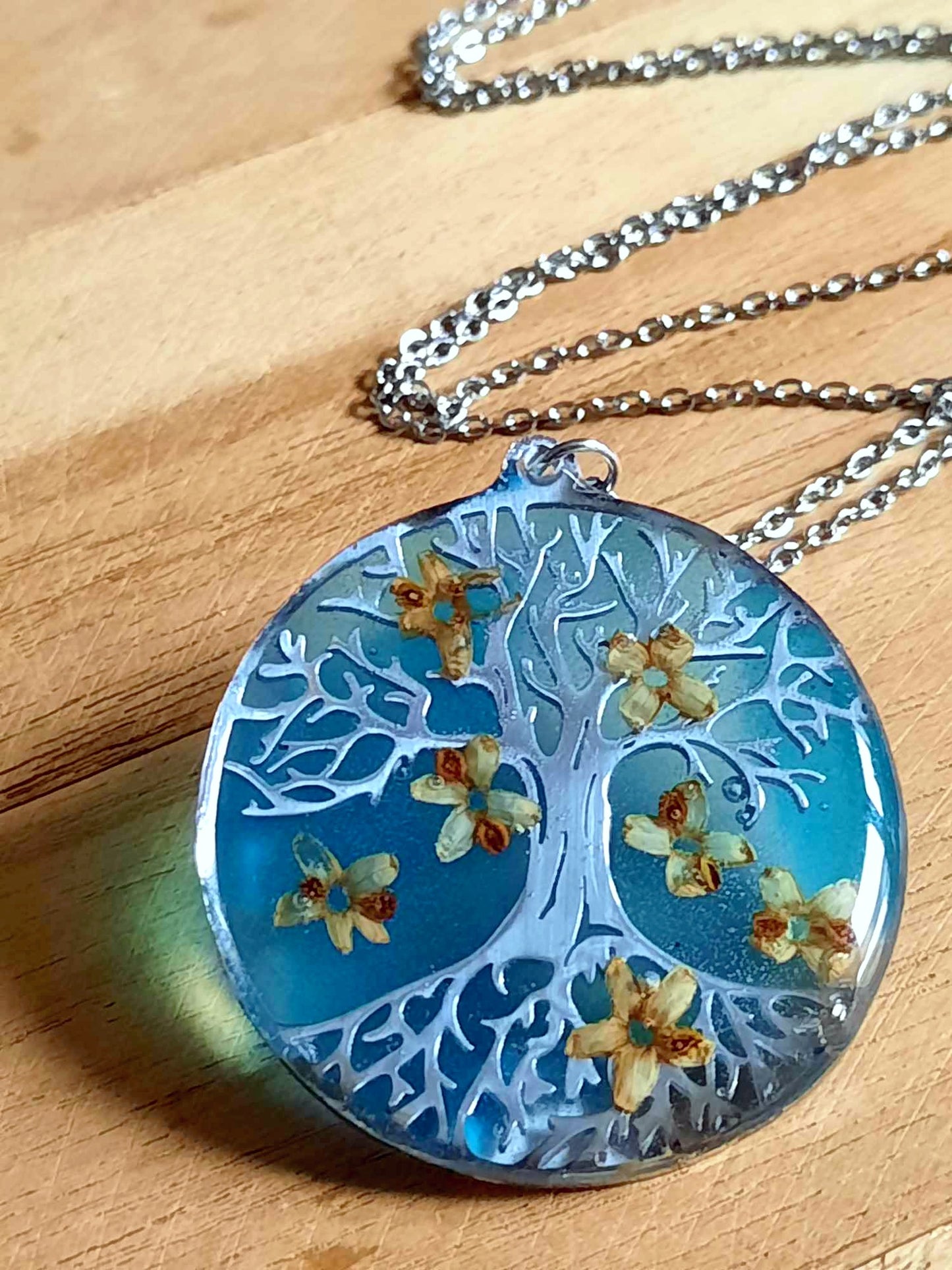 Collier, Arbre de vie, Fleur d'olivier