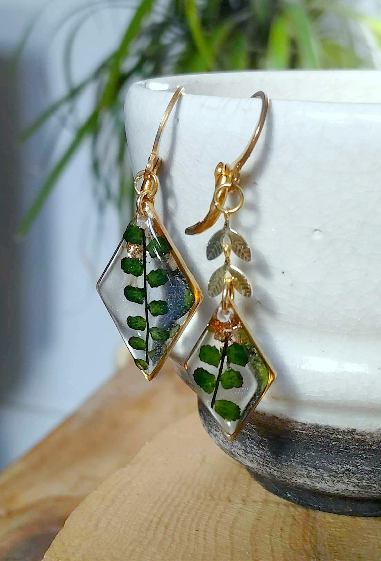 Boucles d'oreille Asymétrique Fougère