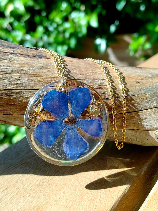 Collier, Pervenche