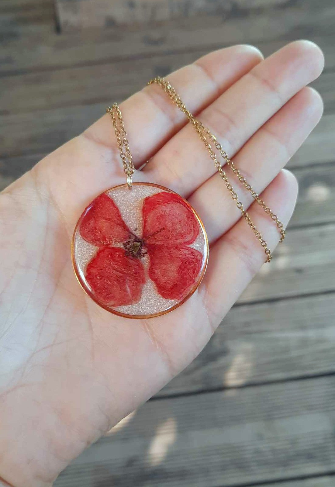 Collier, Coquelicot