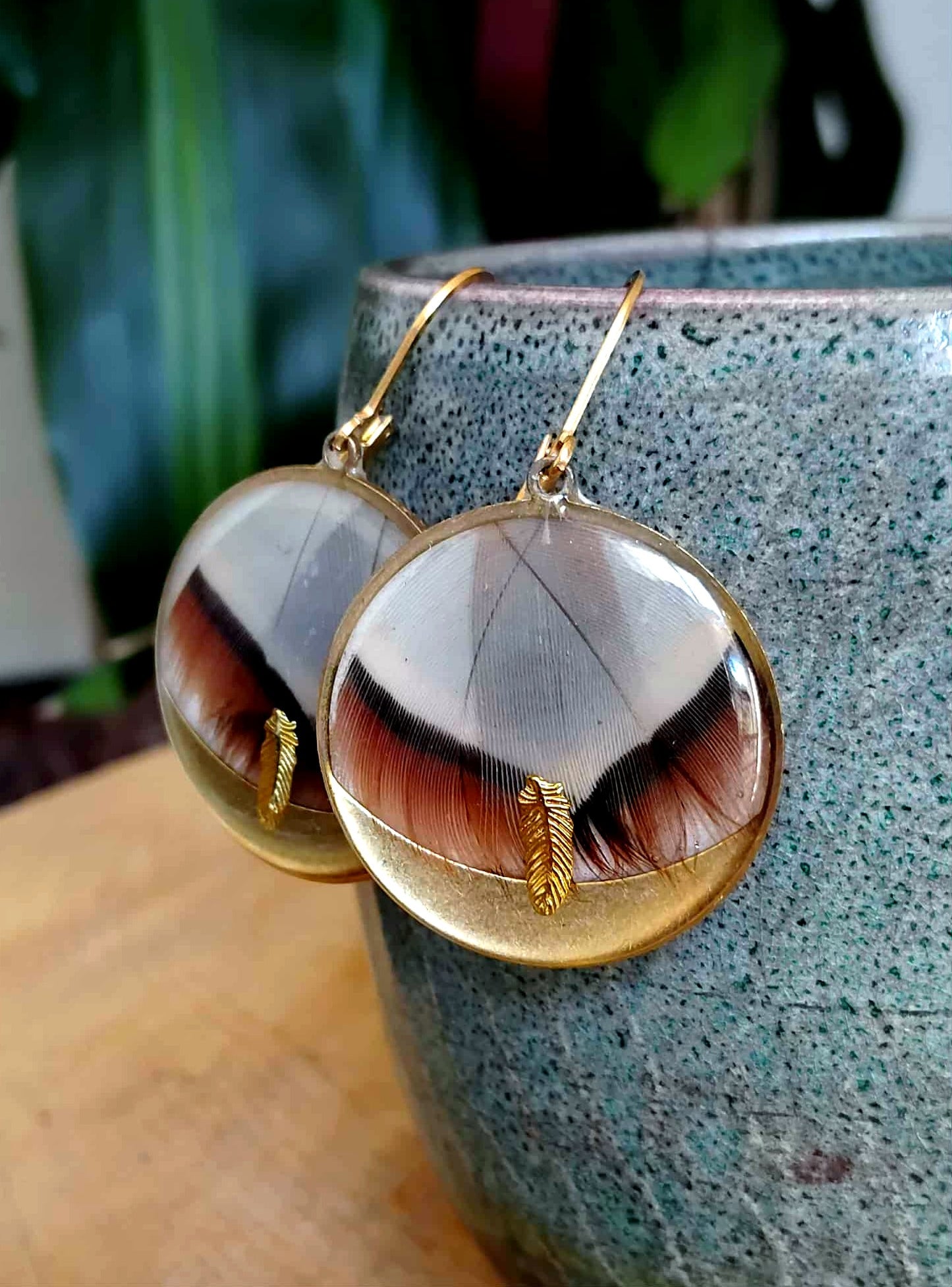 Boucles d'oreille, Plume de perdreau