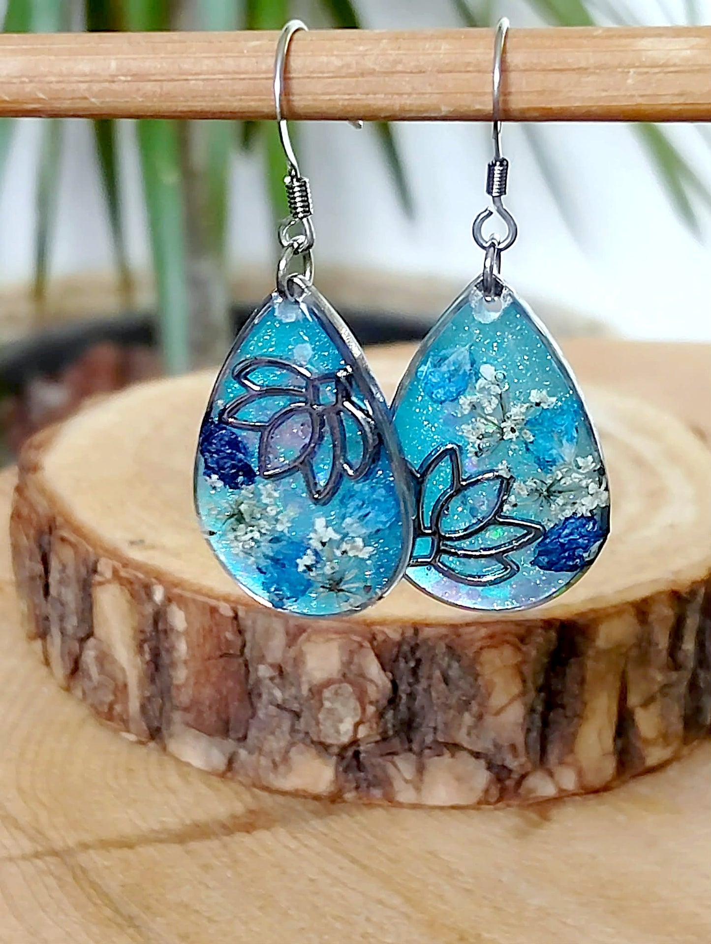 Boucles d'oreille Lotus Fleur de carotte Gypsophiles