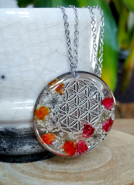 Collier Fleur de vie Fleur de carotte Gypsophiles